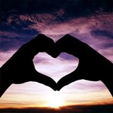 Doresc sa cunosc o doamna discreta